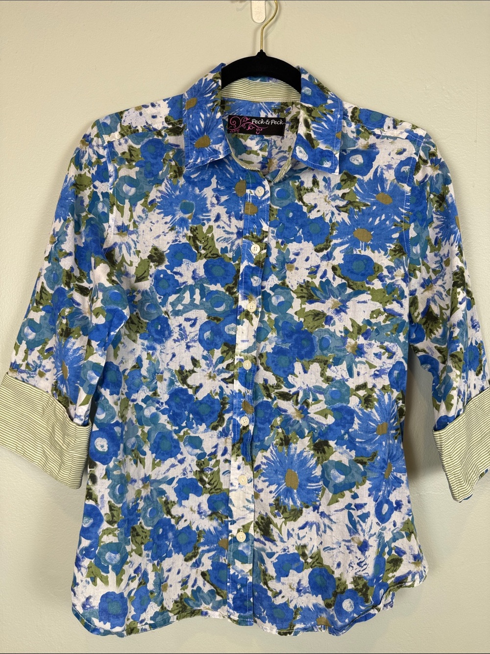 Peck & Peck Watercolor Blue Floral Maximilist   Button Down Cotton Blouse Size M